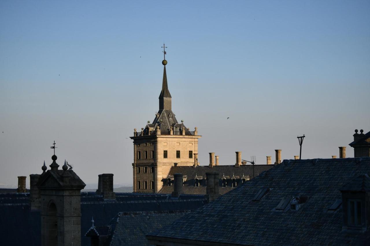 Hotel De Martin San Lorenzo de El Escorial ภายนอก รูปภาพ