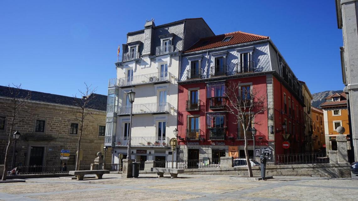 Hotel De Martin San Lorenzo de El Escorial ภายนอก รูปภาพ